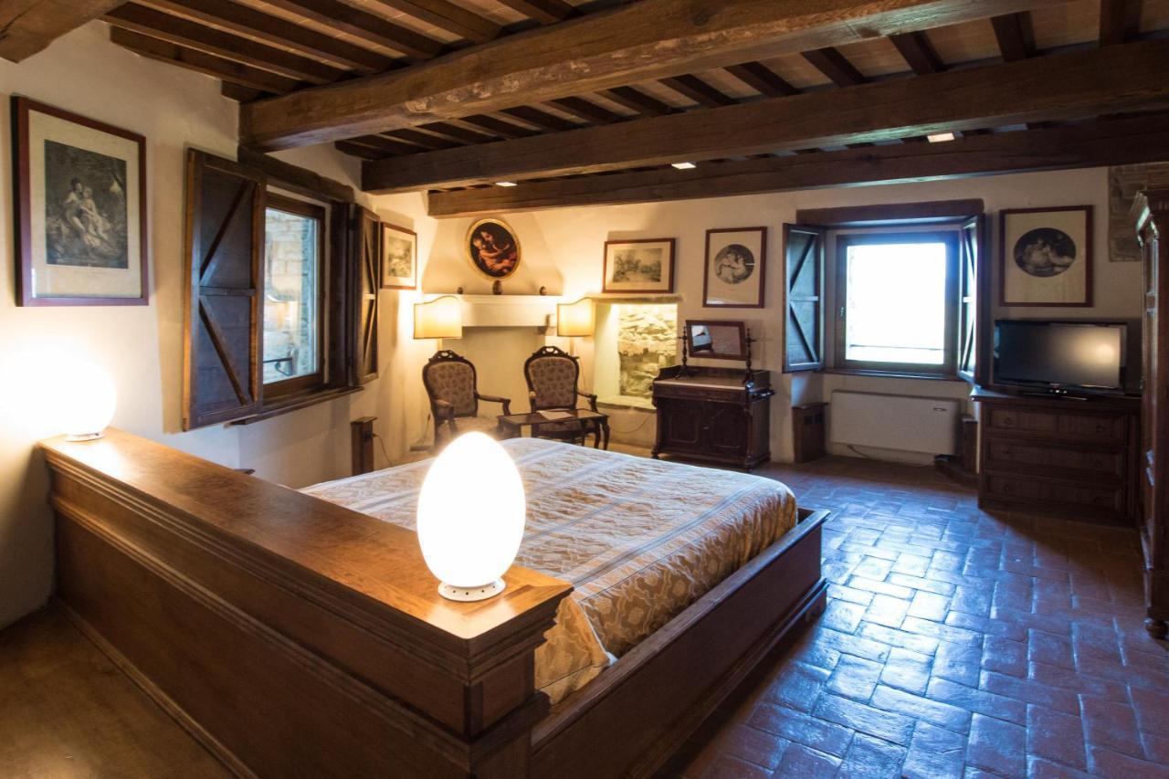 Castello Di Petroia Dimora D'Epoca Hotel Gubbio Bagian luar foto