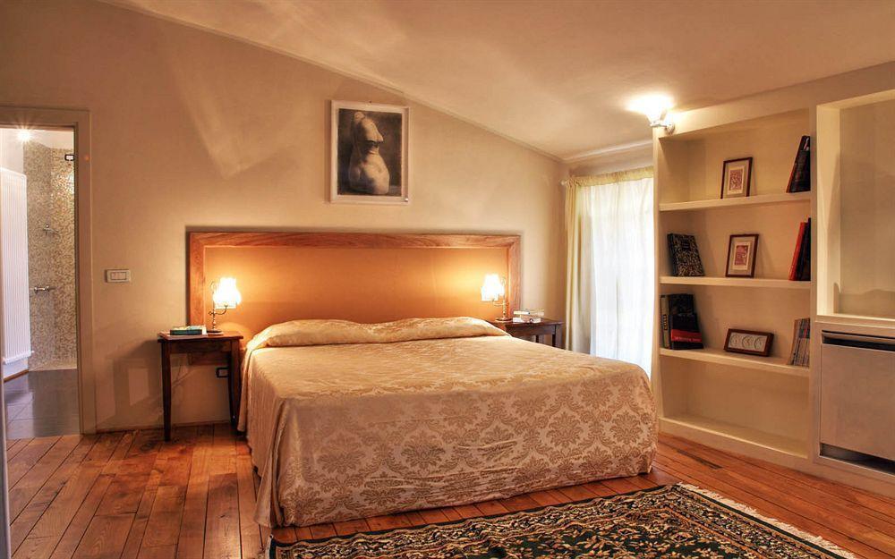 Castello Di Petroia Dimora D'Epoca Hotel Gubbio Bagian luar foto