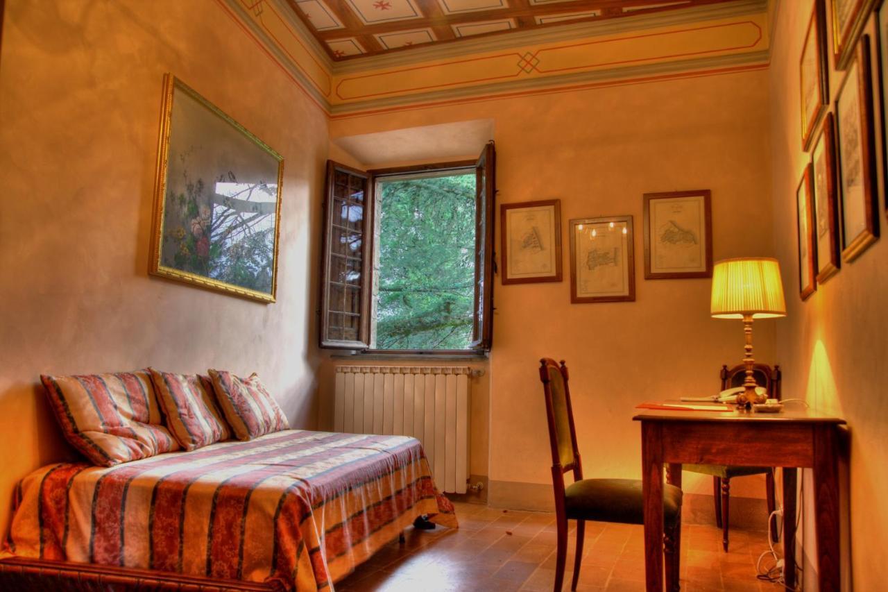 Castello Di Petroia Dimora D'Epoca Hotel Gubbio Bagian luar foto